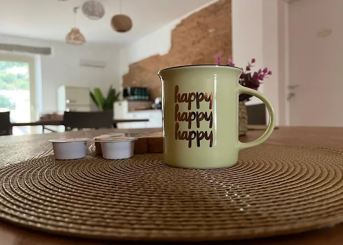 לינה וארוחת בוקר Niu Susu לאנוסיי